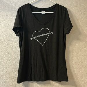 Dog is Good graphic tee size medium